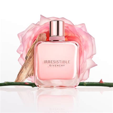 irresistible rose Givenchy